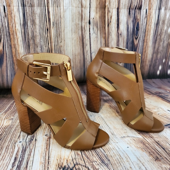 MICHAEL KORS  Anya Open Toe Sandal - Picture 4 of 13